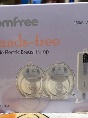 Hands-Free Electric Breast Pump in Clear/Transparent